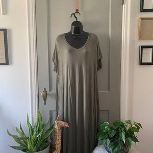 Jade V Neck Maxi Dress Olive